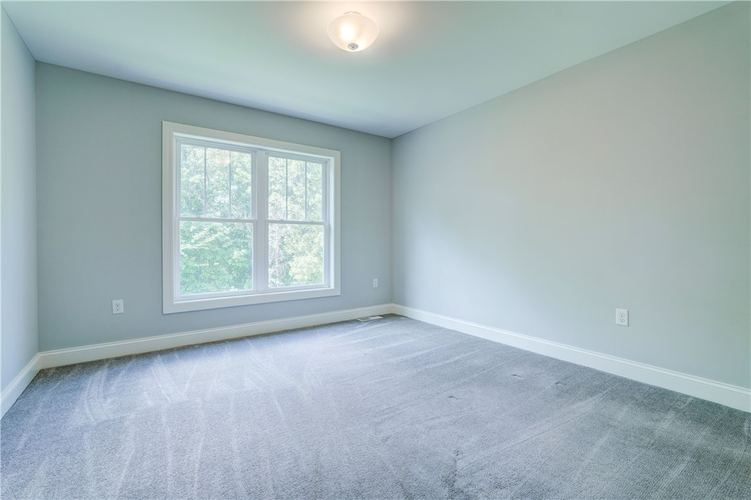 5 Camellia Rise Perinton, NY 14450 - Photo 19 of 27 Bedroom