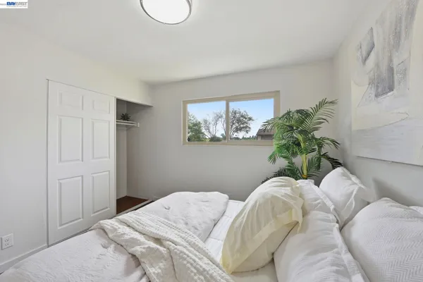 $605,000 | 27864 Hummingbird Court, Hayward, CA 94545