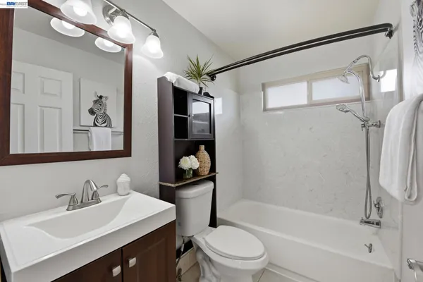 $605,000 | 27864 Hummingbird Court, Hayward, CA 94545
