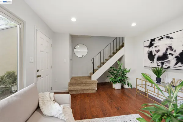 $605,000 | 27864 Hummingbird Court, Hayward, CA 94545