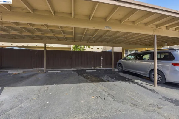 $605,000 | 27864 Hummingbird Court, Hayward, CA 94545