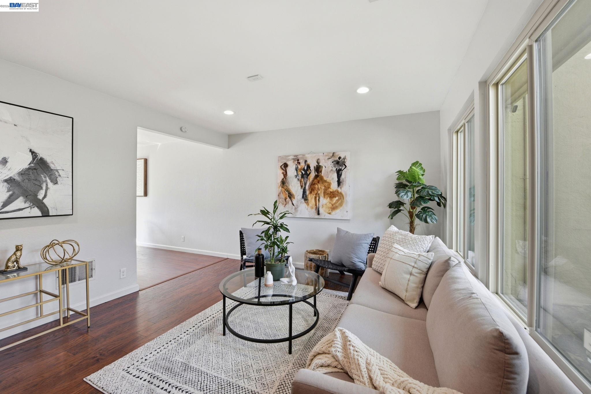27864 Hummingbird Court Hayward, CA 94545 - Photo 5 of 38