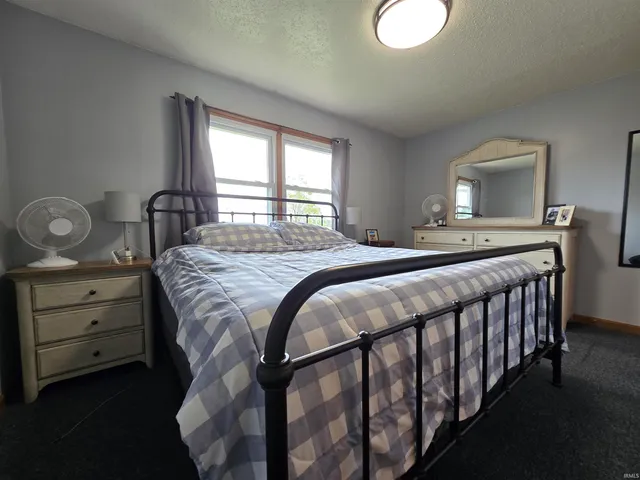 $325,000 | 10947 East 250 South, Loogootee, IN 47553