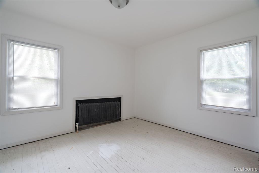 25712 Seeley Road Novi, MI 48375 - Photo 16 of 33