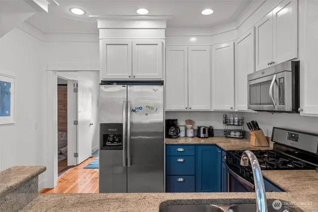 $1,190,000 | 39 Madison Lane, Pacific Beach, WA 98571