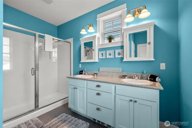 $1,190,000 | 39 Madison Lane, Pacific Beach, WA 98571