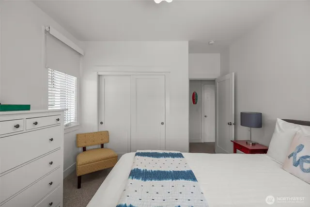 $1,190,000 | 39 Madison Lane, Pacific Beach, WA 98571