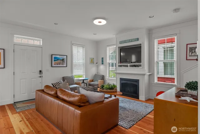 $1,190,000 | 39 Madison Lane, Pacific Beach, WA 98571