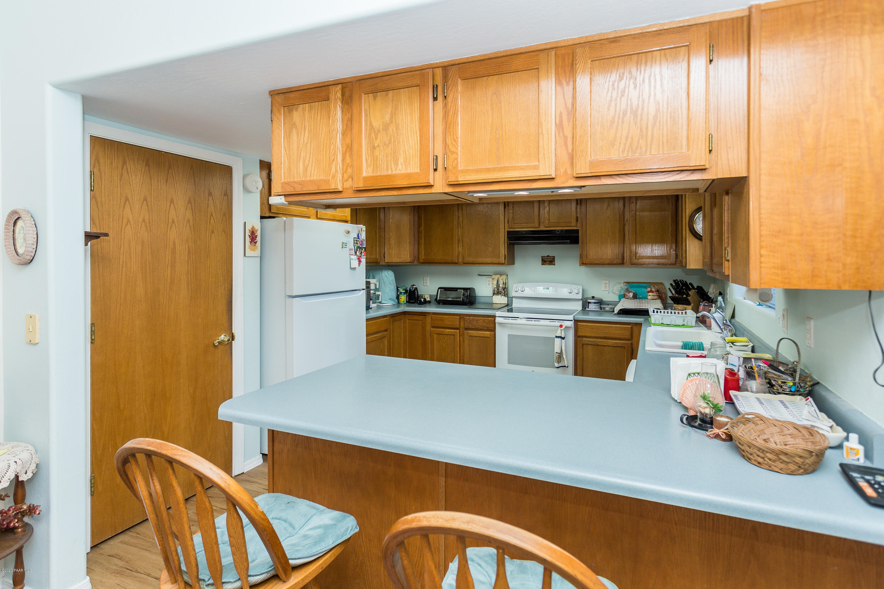 5680 North Long Rifle Road Prescott Valley, AZ 86314 - Photo 11 of 24 010_Kitchen