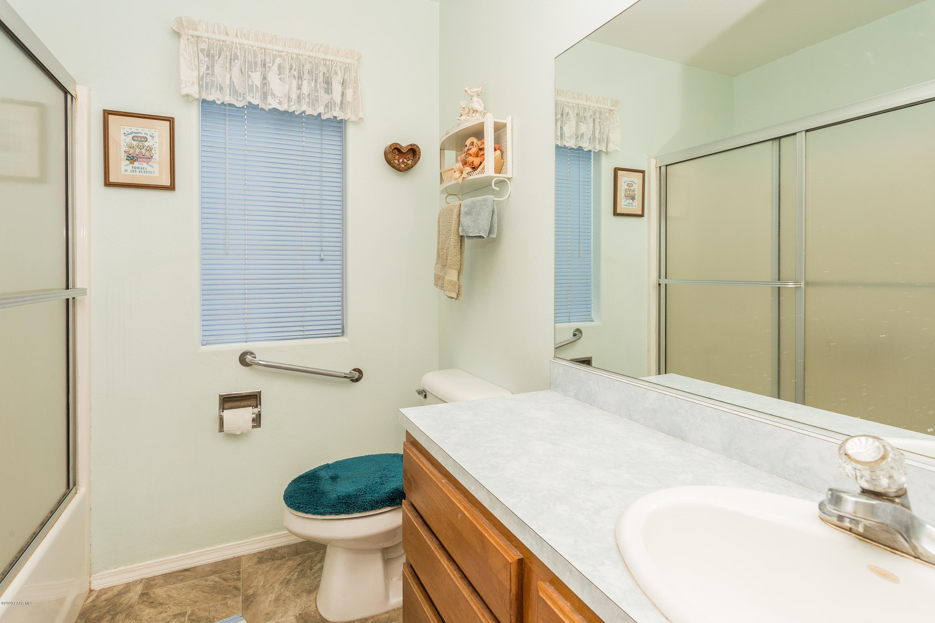 5680 North Long Rifle Road Prescott Valley, AZ 86314 - Photo 17 of 24 016_Bathroom
