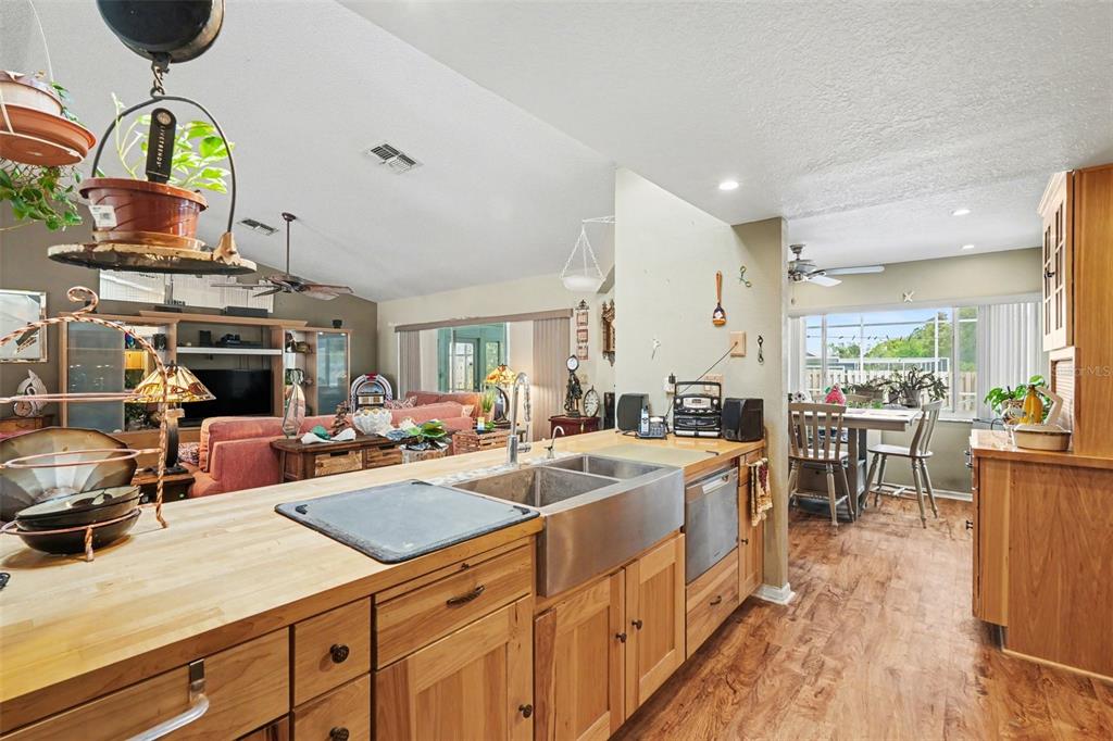 10267 Elgin Boulevard Spring Hill, FL 34608 - Photo 14 of 31