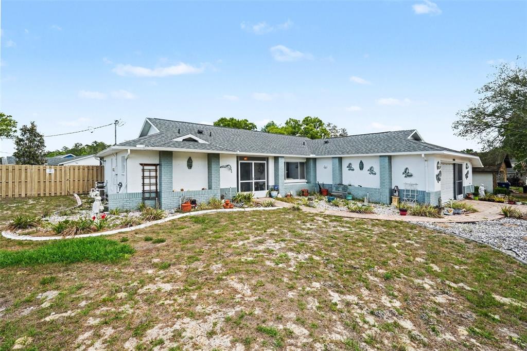 10267 Elgin Boulevard Spring Hill, FL 34608 - Photo 2 of 31