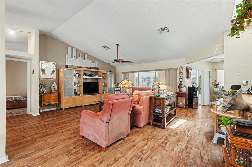 10267 Elgin Boulevard Spring Hill, FL 34608 - Photo 6 of 31