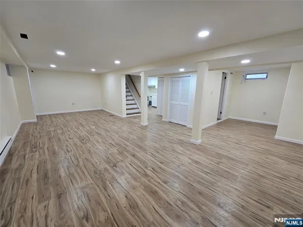 $3,750 | 701 4th Street, Secaucus, NJ 07094