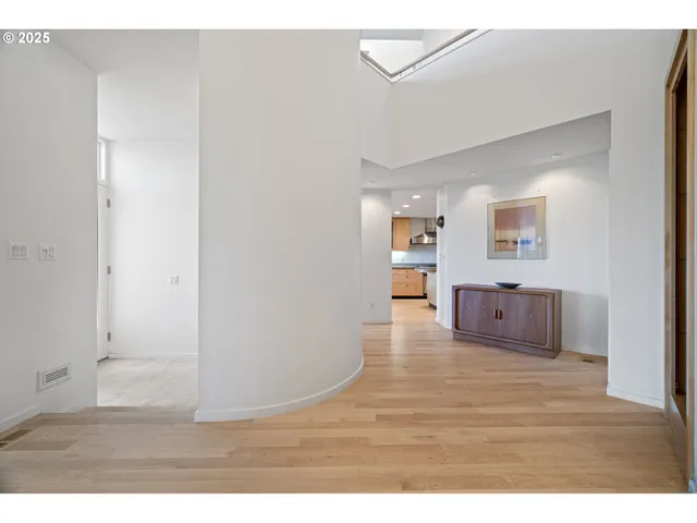 $1,220,000 | 2683 Cresta De Ruta Street, Eugene, OR 97403