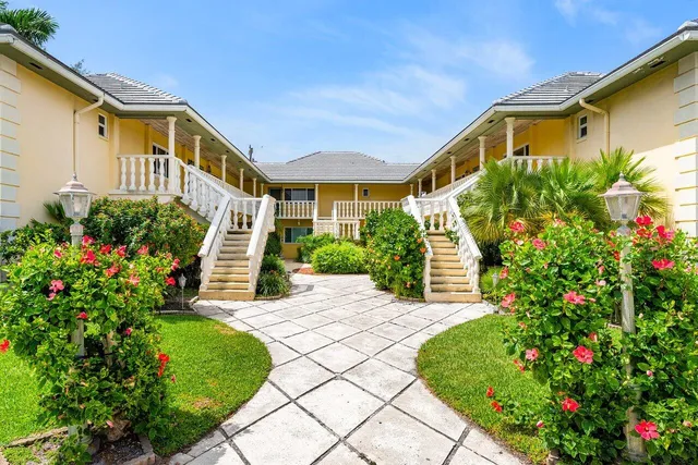 a view of a house with sitting area