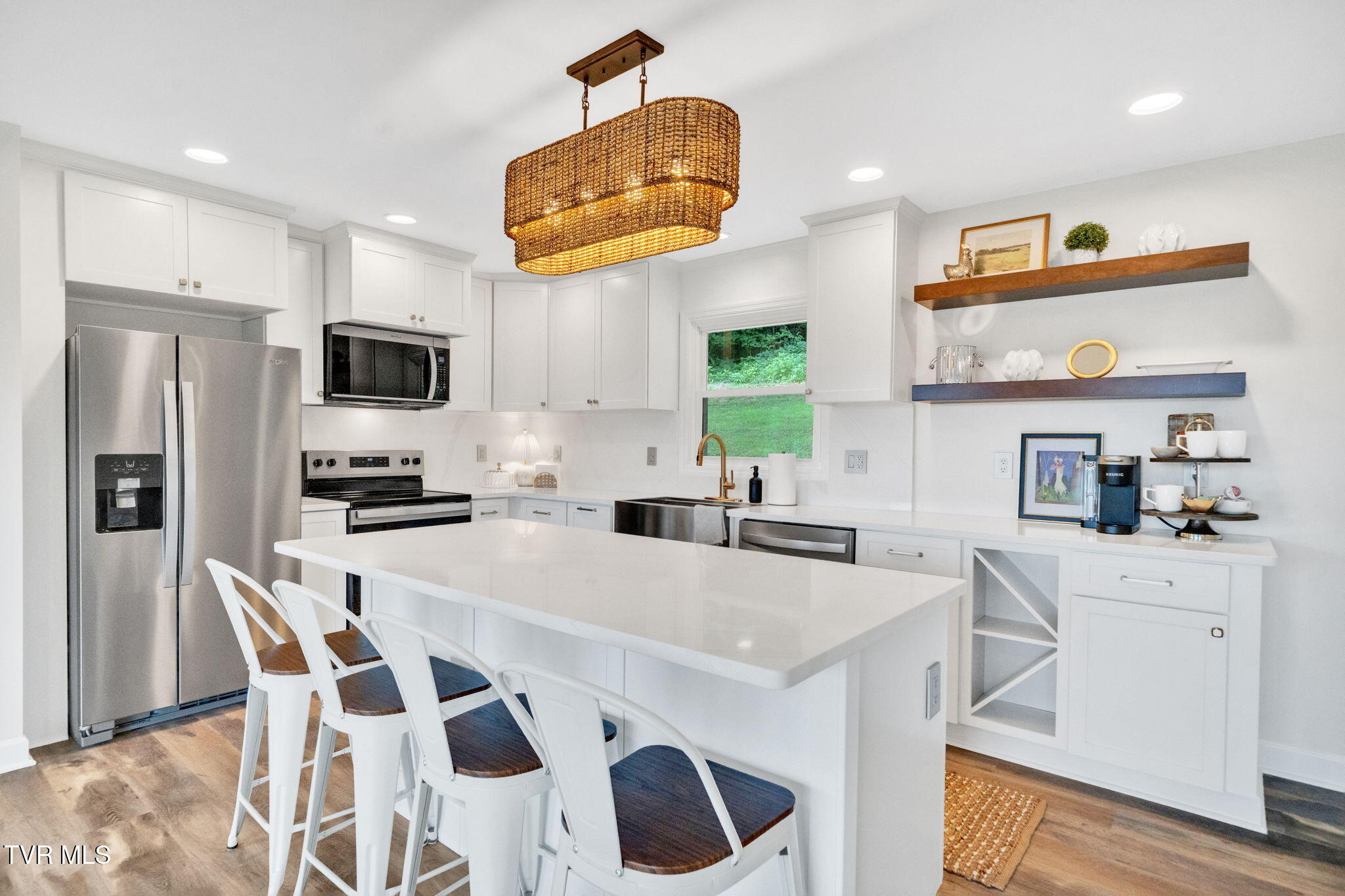 640 Foothills Road Kingsport, TN 37663 - Photo 4 of 51 1-web-or-mls-DSC05263