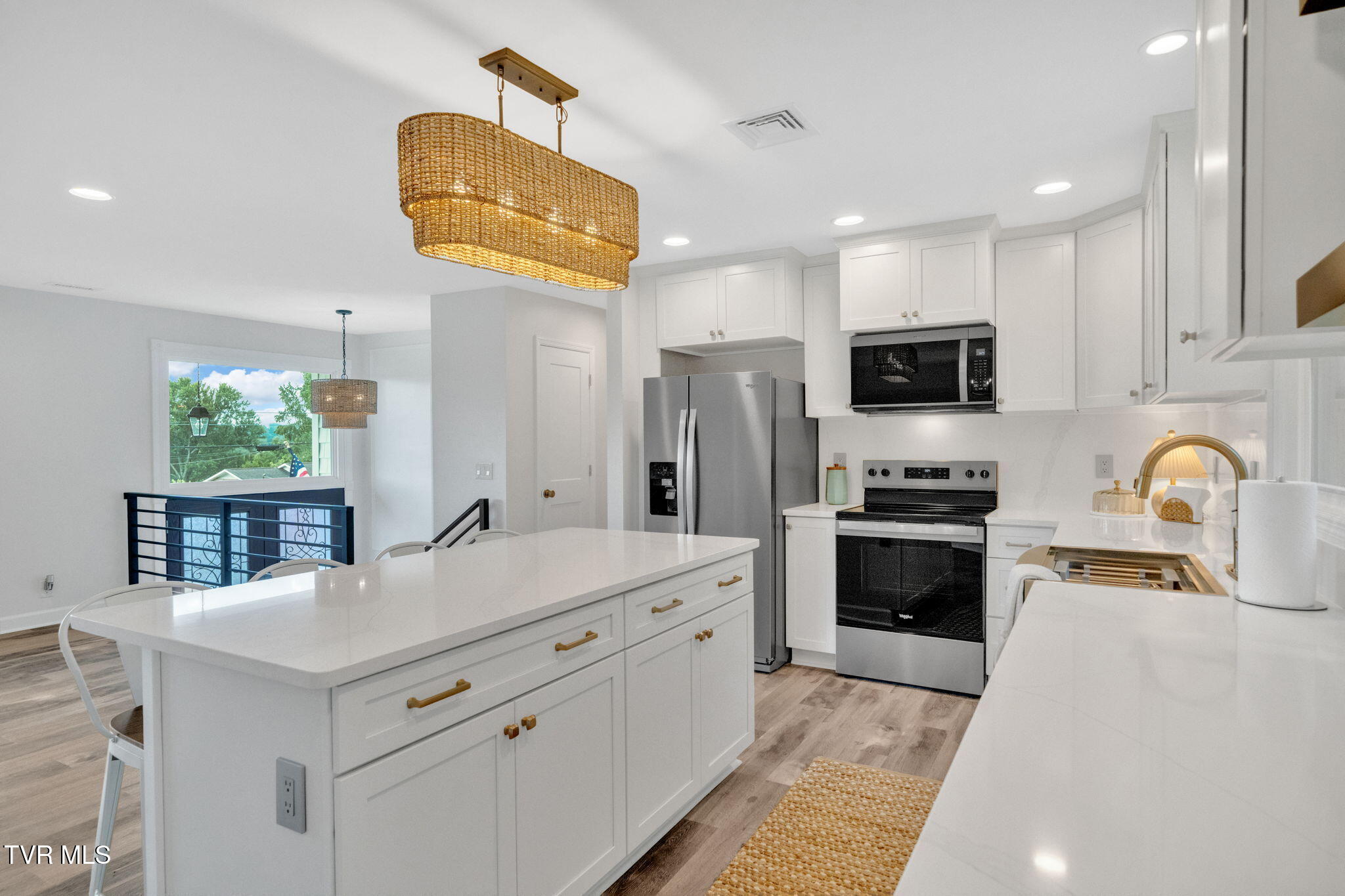 640 Foothills Road Kingsport, TN 37663 - Photo 7 of 51 18-web-or-mls-DSC05266