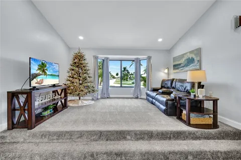 $1,697,000 | 5346 Southwest 10th Avenue, Cape Coral, FL 33914