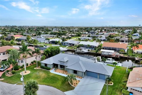 $1,599,999 | 5346 Southwest 10th Avenue, Cape Coral, FL 33914