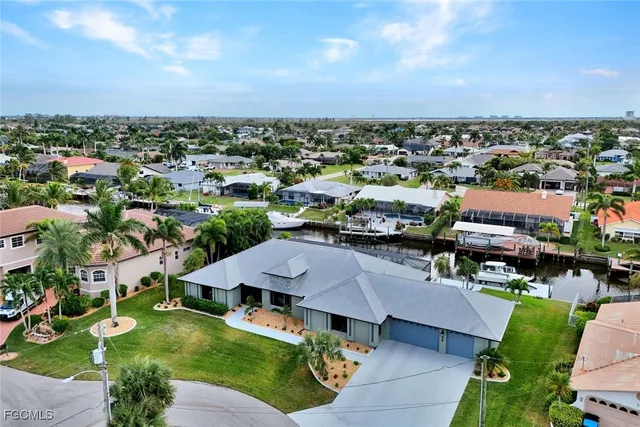 $1,697,000 | 5346 Southwest 10th Avenue, Cape Coral, FL 33914