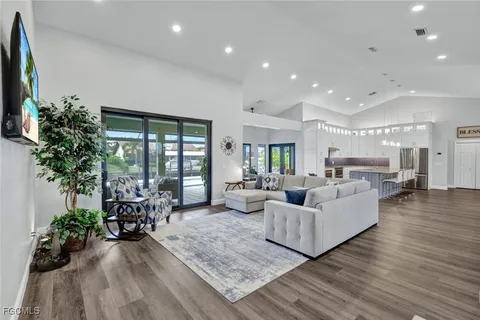 $1,697,000 | 5346 Southwest 10th Avenue, Cape Coral, FL 33914