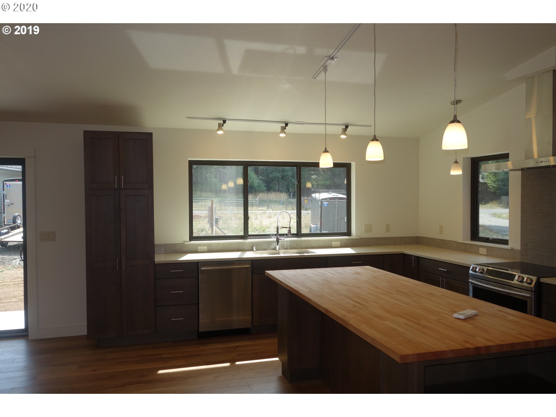21 Atlas Street Carson, WA 98610 - Photo 5 of 15 Gallery Image 5