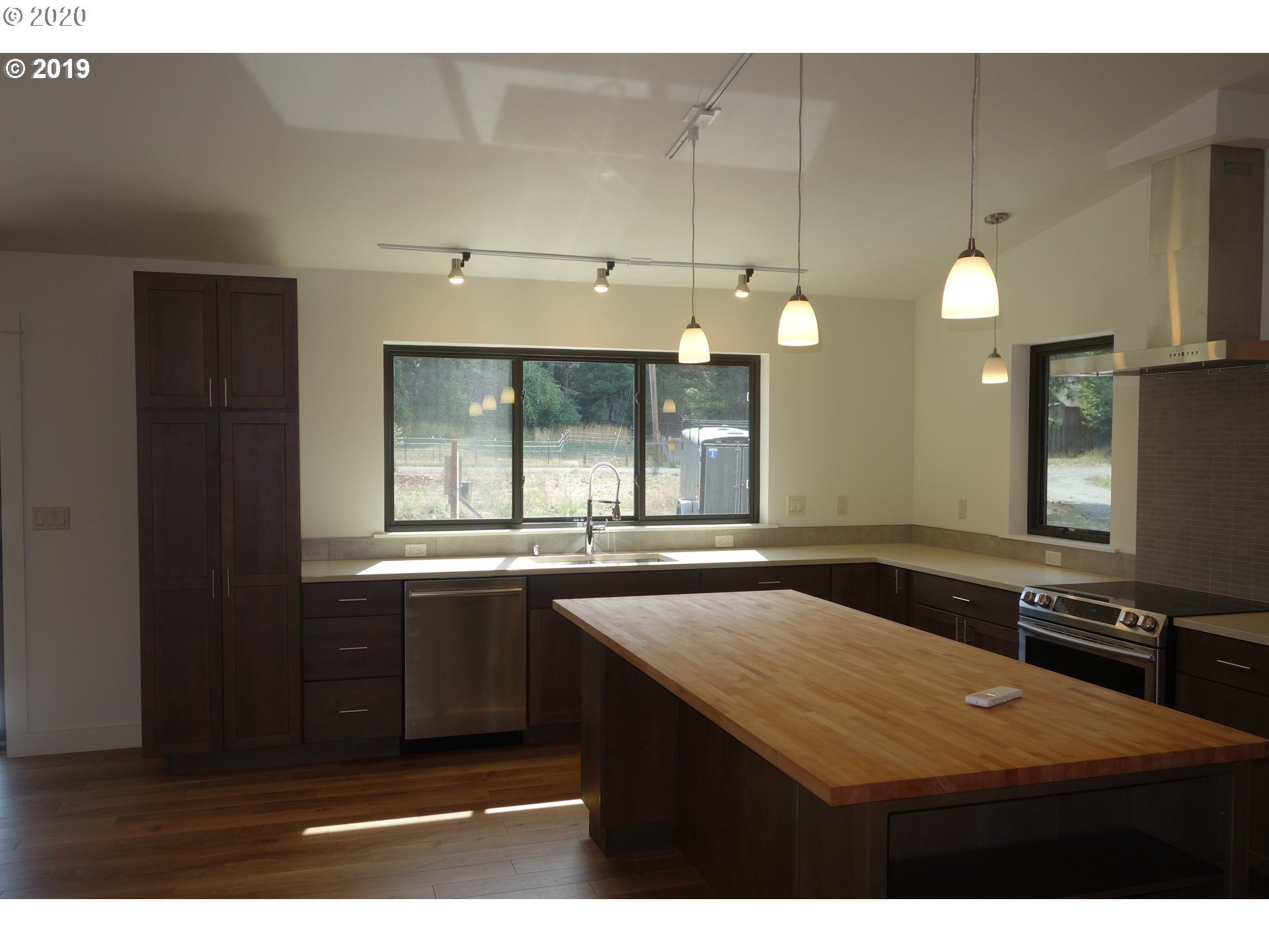 21 Atlas Street Carson, WA 98610 - Photo 6 of 15 Gallery Image 6