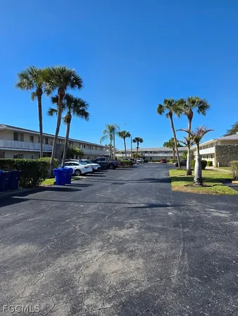 $1,150 | 335 Joel Boulevard, Unit 129, Lehigh Acres, FL 33936