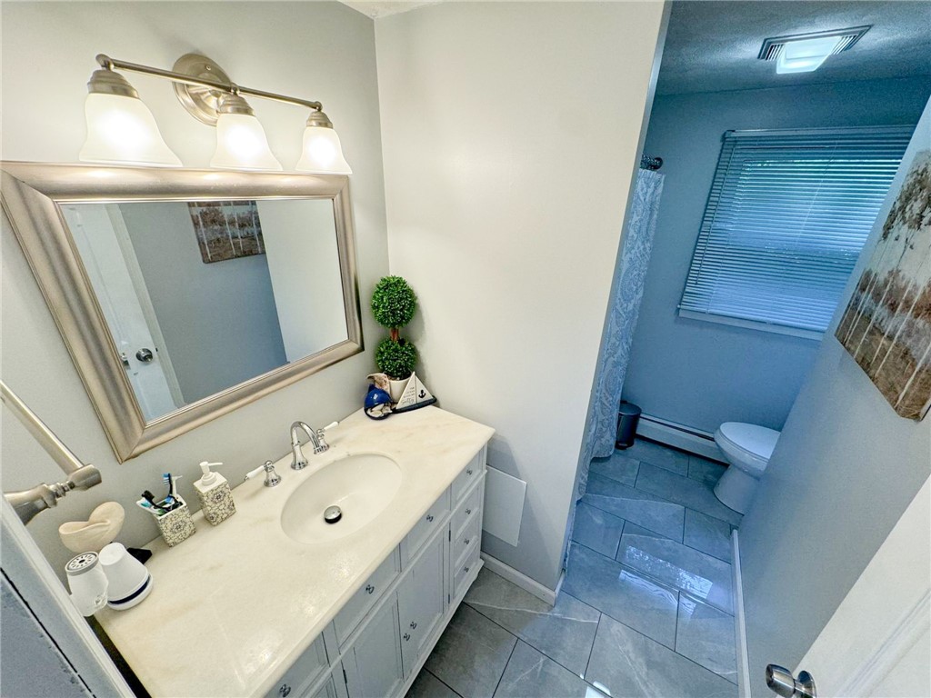 8 Labrea Way Coventry, RI 02816 - Photo 17 of 34