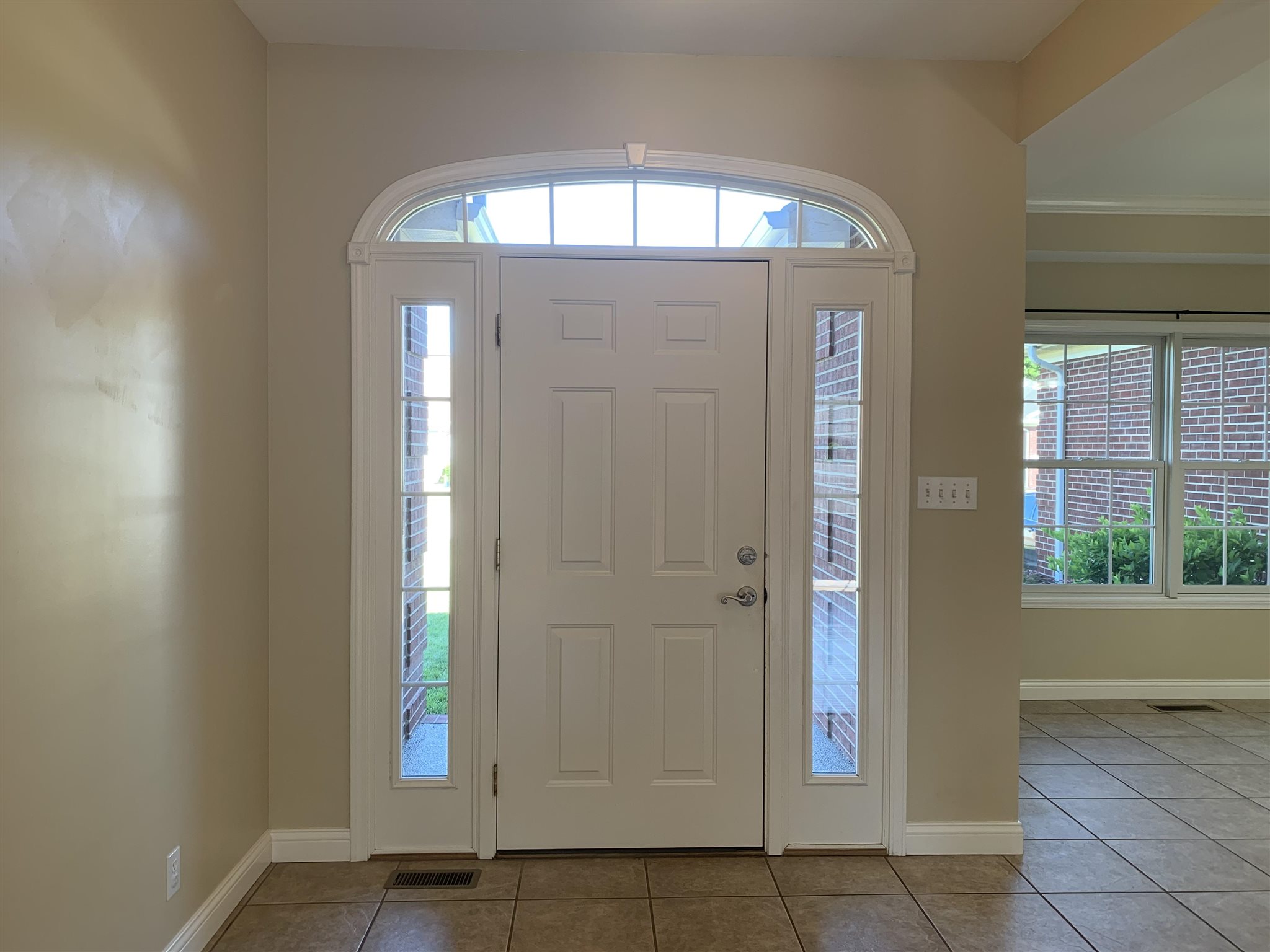 121 Stonehedge Road Chandler, IN 47610 - Photo 3 of 32