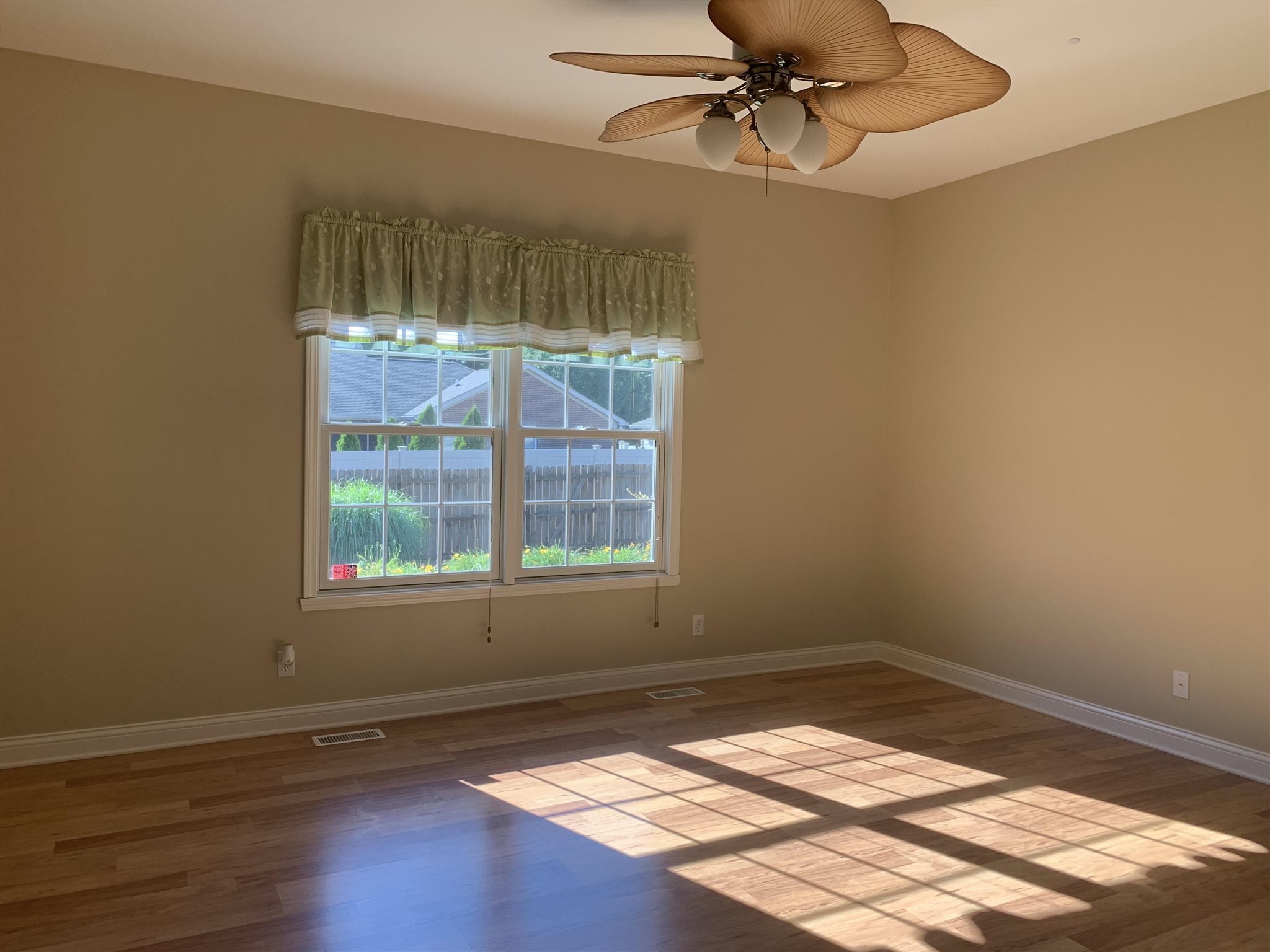 121 Stonehedge Road Chandler, IN 47610 - Photo 23 of 32