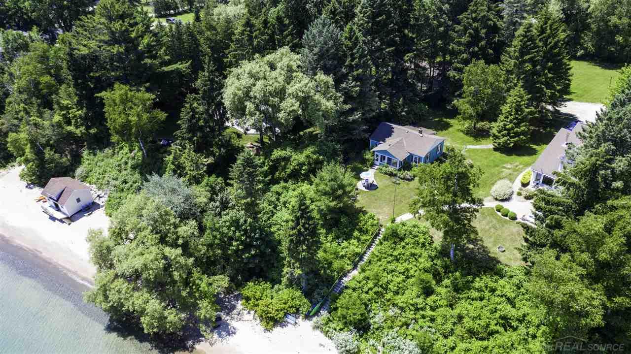 4489 Lakeshore Road Lexington, MI 48450 - Photo 37 of 38
