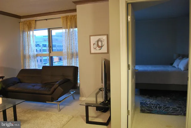 $2,400 | 777 7th Street Northwest, Unit 732, Washington, DC 20001