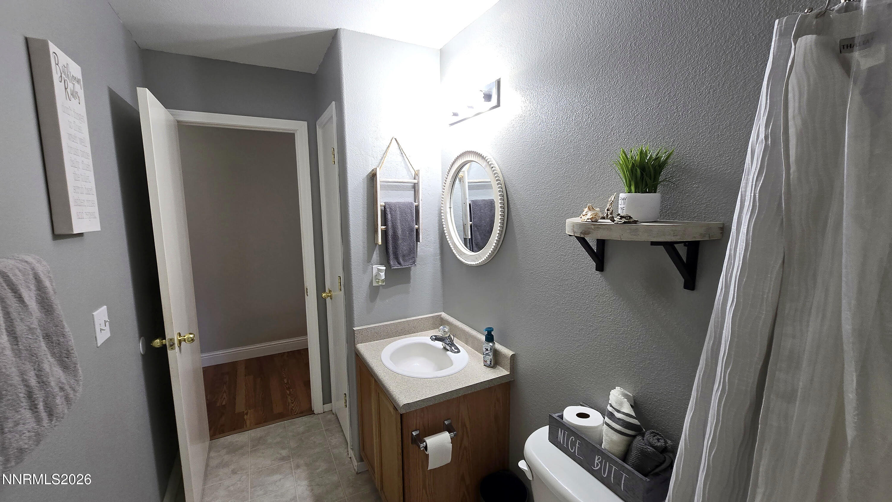 7690 East Key Largo Court Reno, NV 89506 - Photo 16 of 28 7690-Key-Largo-Reno-24