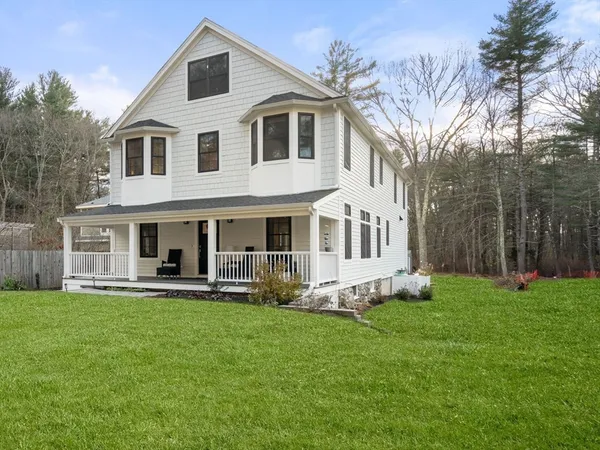 $2,350,000 | 60 Claybrook Road, Dover, MA 02030
