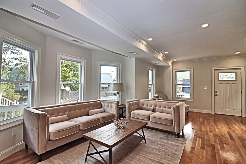 132 Locust Way Winthrop, MA 02152 - Photo 32 of 36 Gallery Image 32