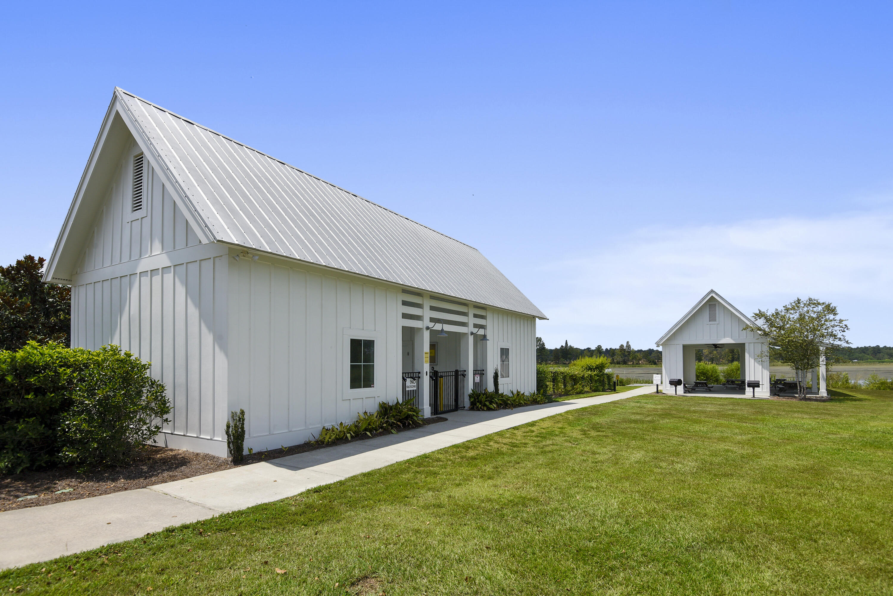 401 Stoneleigh Lane Moncks Corner, SC 29461 - Photo 28 of 32 Foxbank Amenity Center
