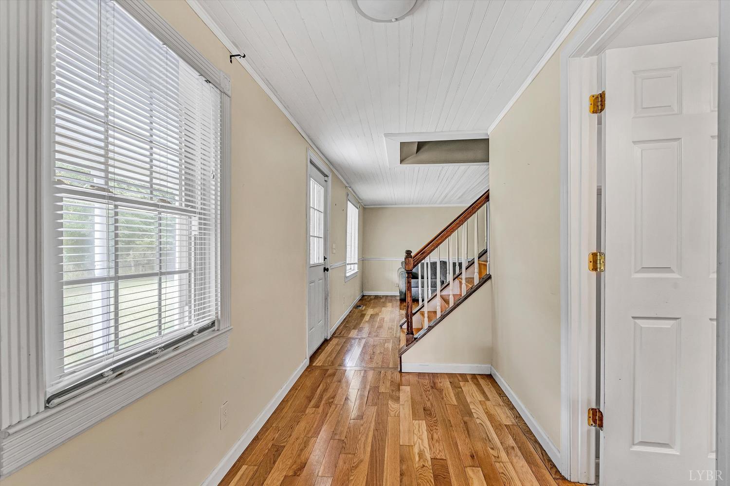 202 Chestnut Lane Amherst, VA 24521 - Photo 10 of 47 Gallery Image 10