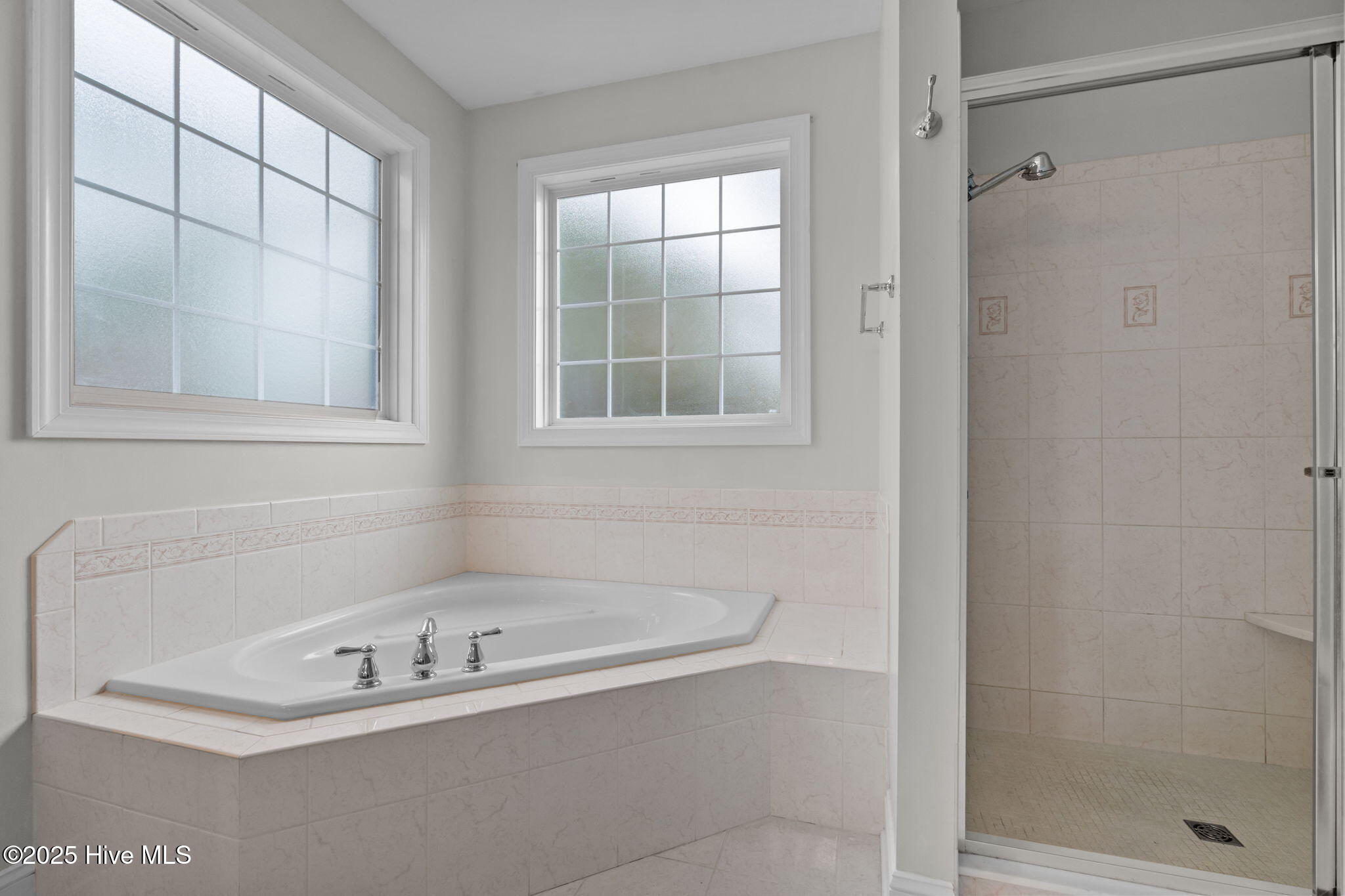 123 Anchor Point Seven Lakes, NC 27376 - Photo 35 of 106 Master bath