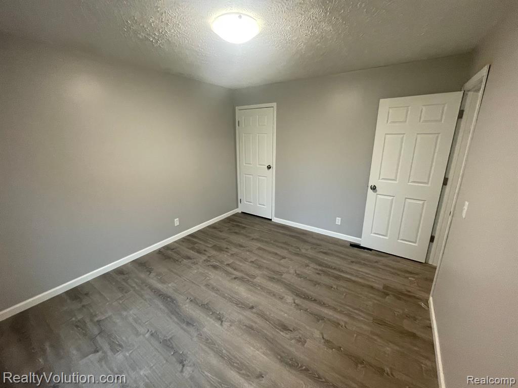 7358 Lyons Road Imlay City, MI 48444 - Photo 11 of 23 Gallery Image 11