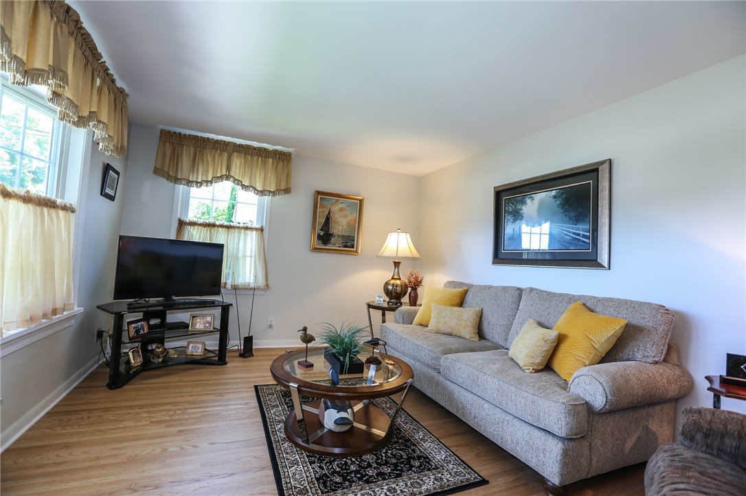 55 Telephone Road Henrietta, NY 14586 - Photo 4 of 28