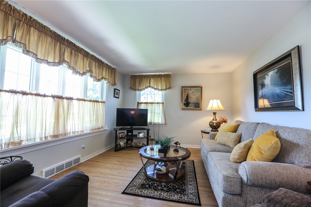 55 Telephone Road Henrietta, NY 14586 - Photo 5 of 28