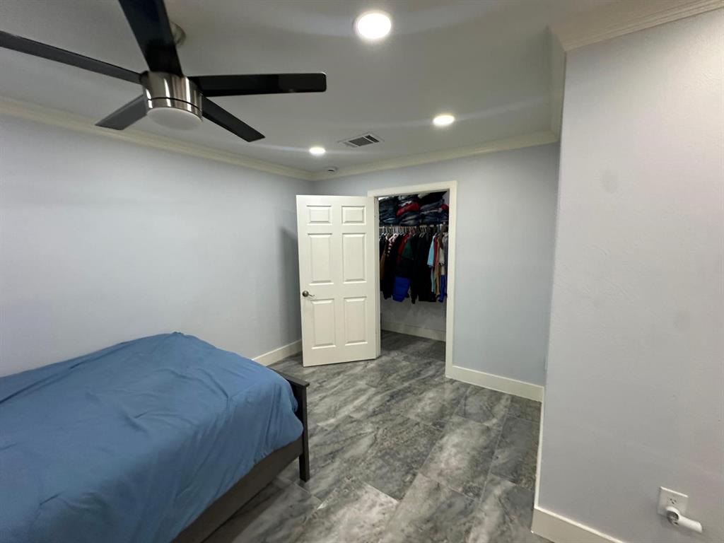 400 East Shady Grove Road Irving, TX 75060 - Photo 12 of 19