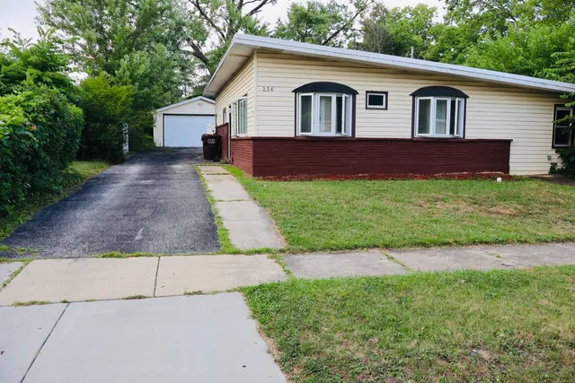 $143,000 | 236 Tampa Street, Park Forest, IL 60466
