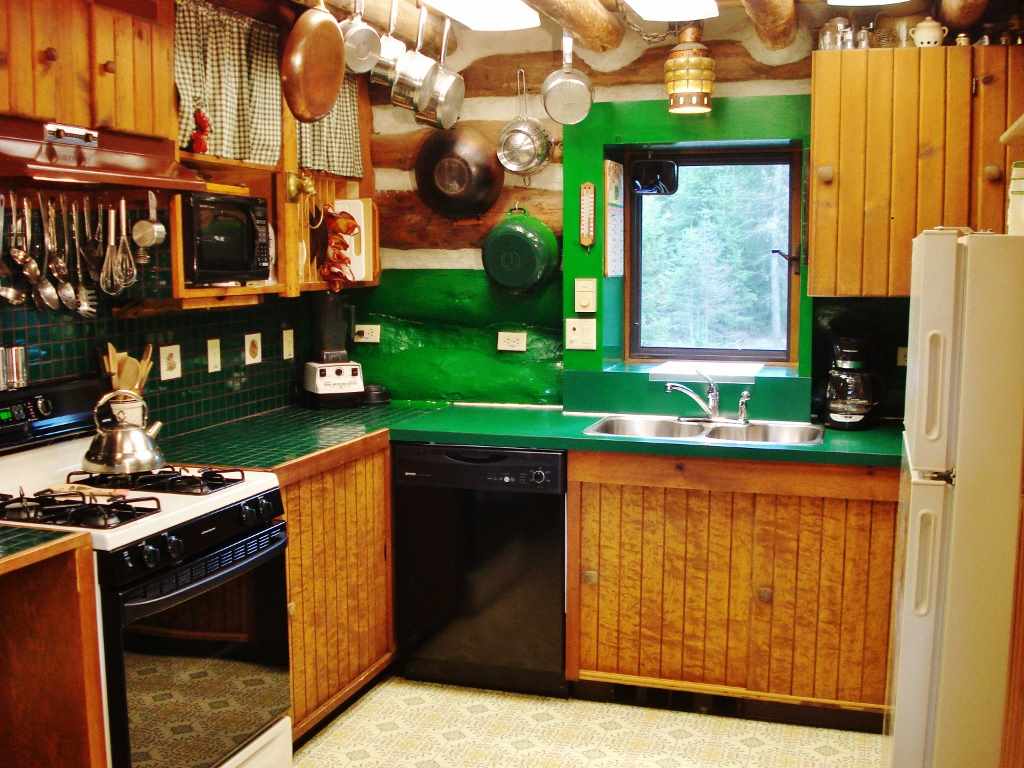 4260A Lumberg Road, Unit A Springdale, WA 99173 - Photo 3 of 18