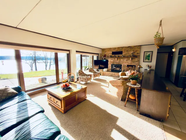 $550,000 | 31479 395th Place, Aitkin, MN 56431