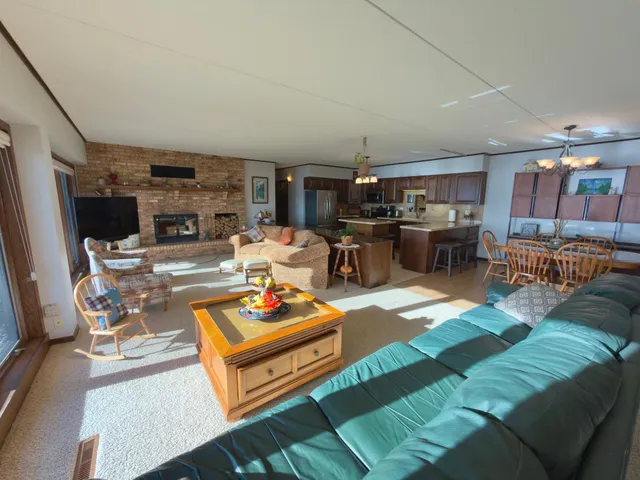 $550,000 | 31479 395th Place, Aitkin, MN 56431