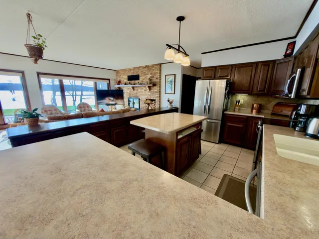 $550,000 | 31479 395th Place, Aitkin, MN 56431