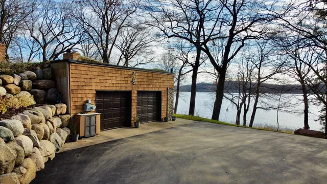 $550,000 | 31479 395th Place, Aitkin, MN 56431